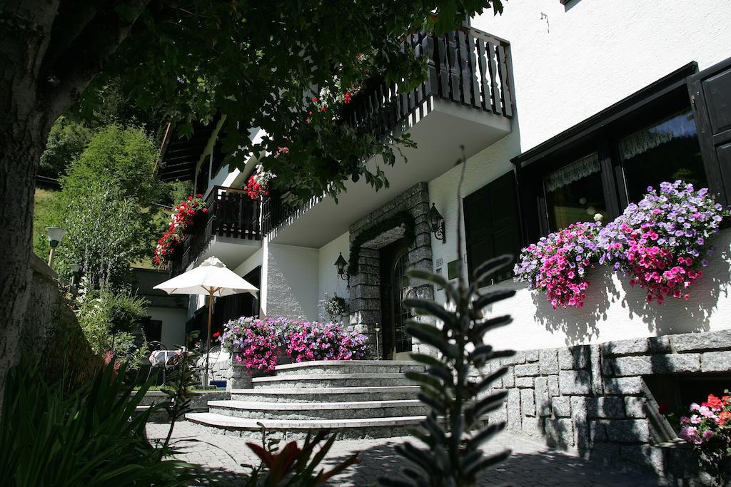 Hotel Cardo Isolaccia Exterior foto